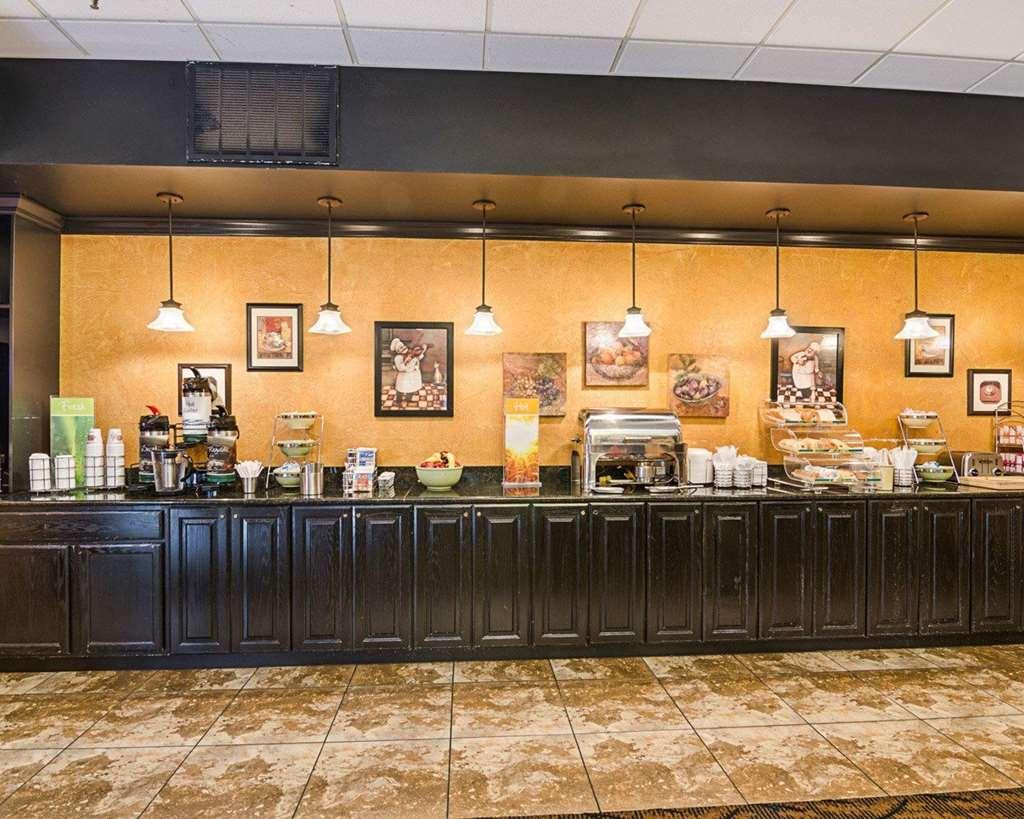 Quality Inn Lewisburg Restaurant foto