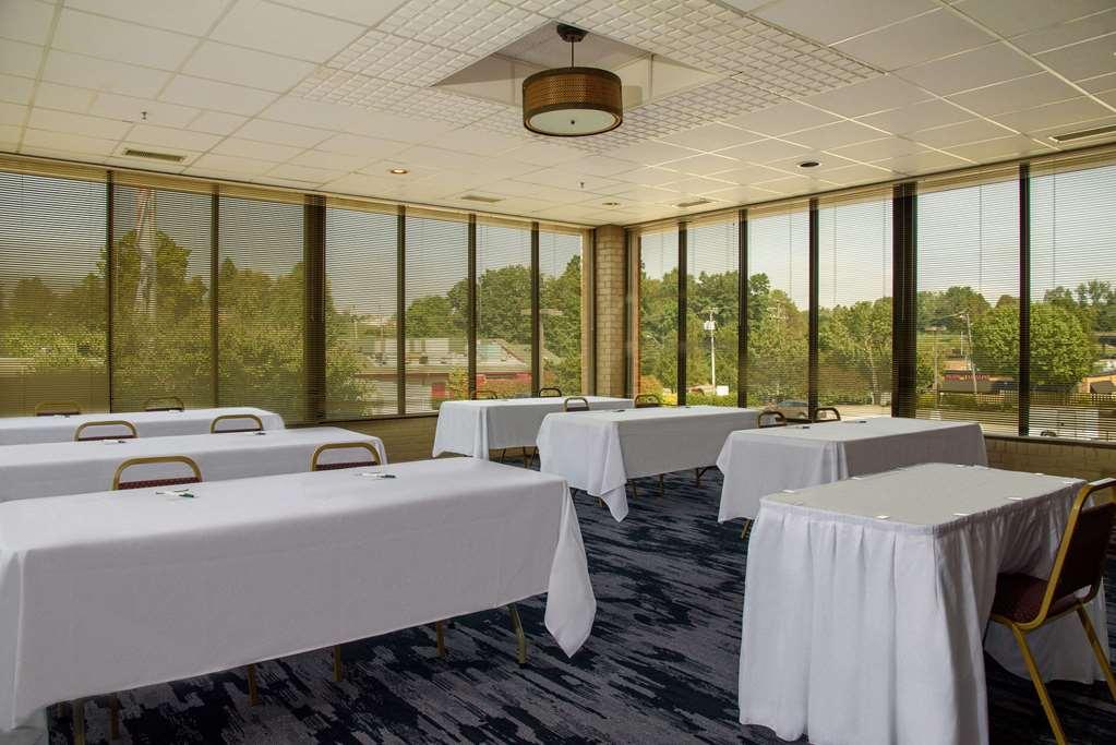 Quality Inn Lewisburg Einrichtungen foto
